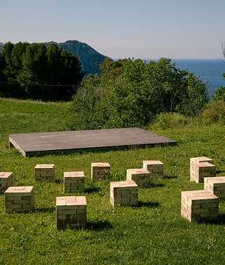 The Garden of Thoughts: Love for Art